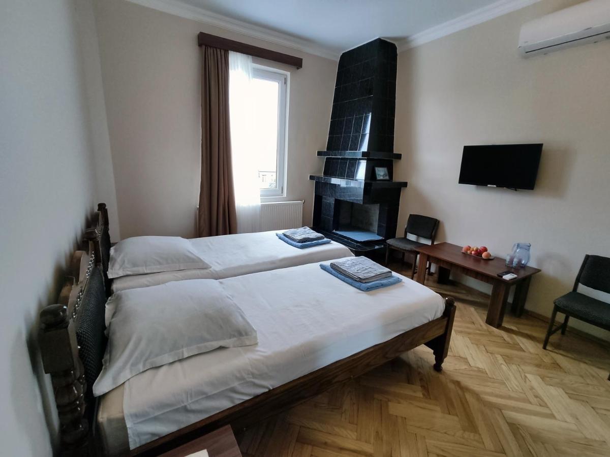 Guesthouse White Swan Kobuleti Kültér fotó