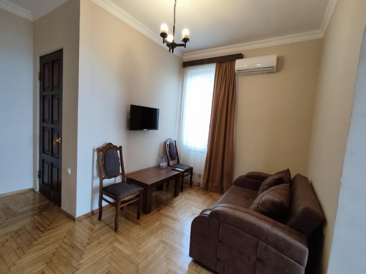 Guesthouse White Swan Kobuleti Kültér fotó