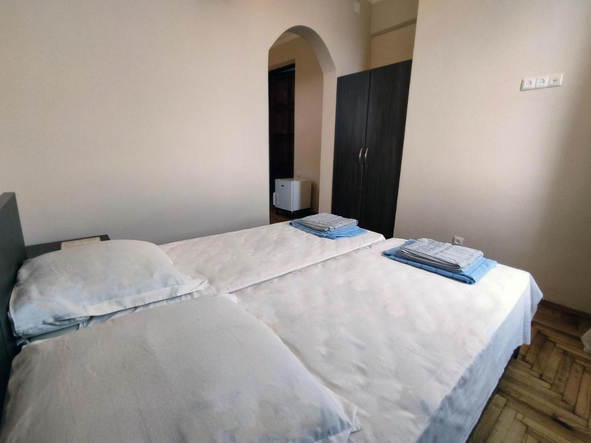 Guesthouse White Swan Kobuleti Kültér fotó