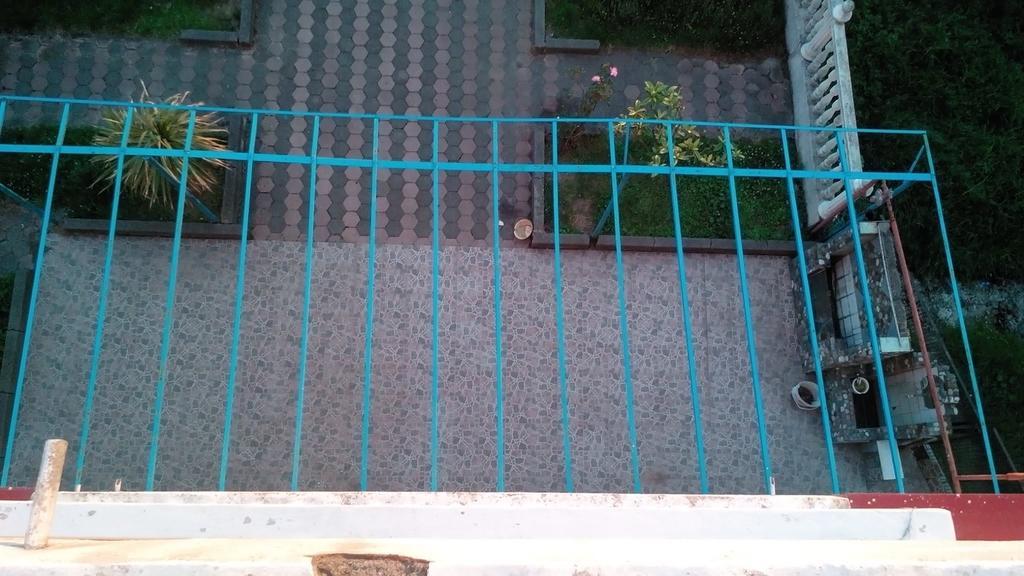 Guesthouse White Swan Kobuleti Kültér fotó