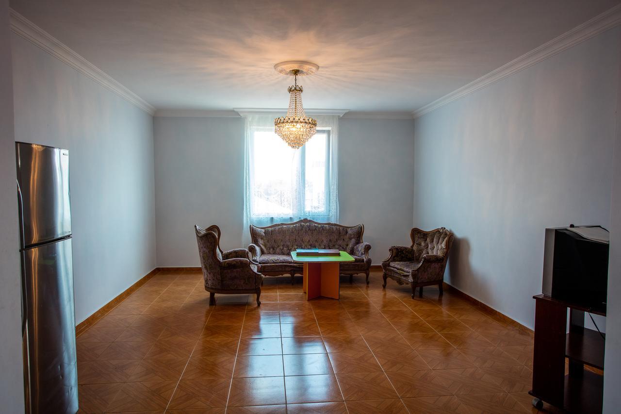 Guesthouse White Swan Kobuleti Kültér fotó